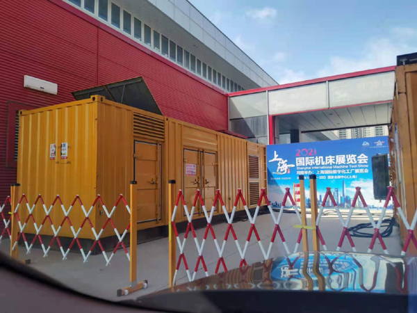 白云出租发电机-柴油发电机和汽油发电机哪个更好一些？