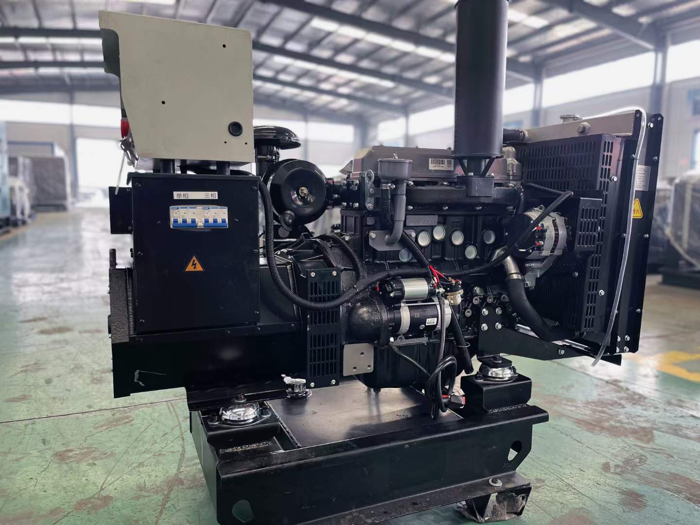 白云如何降低电感性负载对发电机的影响？