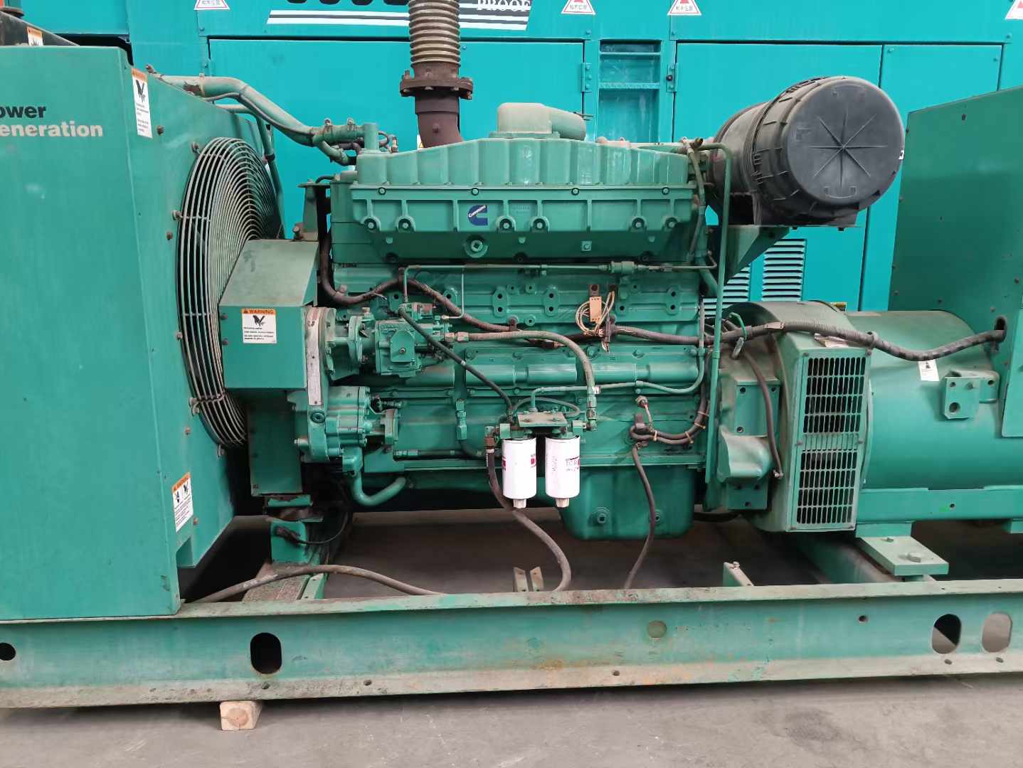 白云过载会对 600kW 柴油发电机组造成哪些损害？