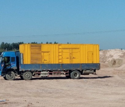 白云发电机出租如何判断柴油发电机冷却液是否需要更换？