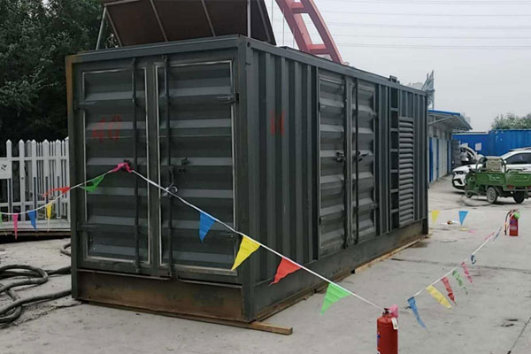 白云发电机租赁空气滤清器多久更换一次？