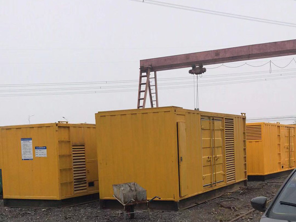 白云100kw柴油发电机组每小时油耗？