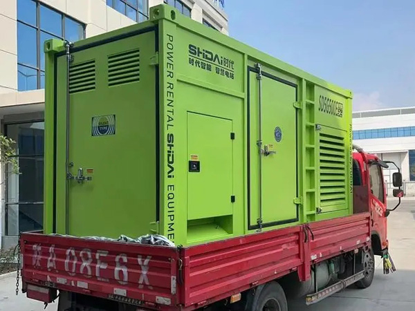 白云更换水冷式机油散热器的密封件时，如何选择合适的密封胶？